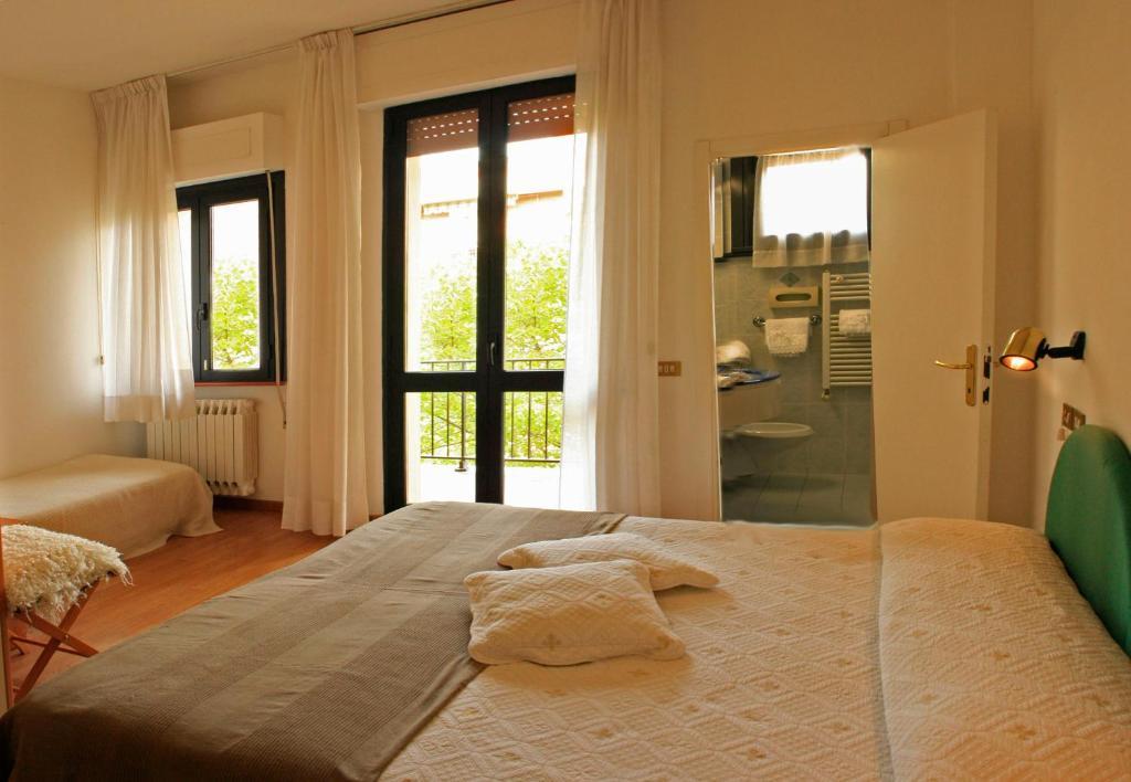 Hotel Aggravi Chianciano Terme Oda fotoğraf